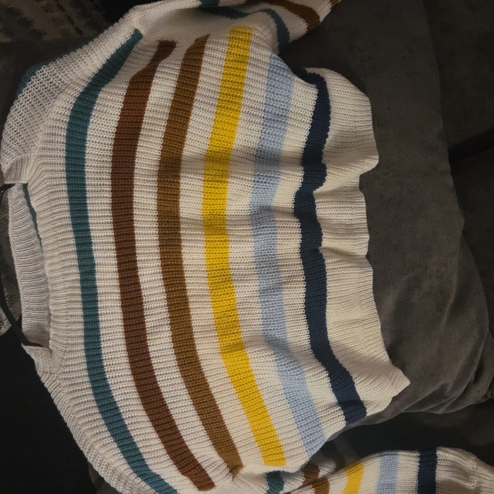 Unbranded crop top